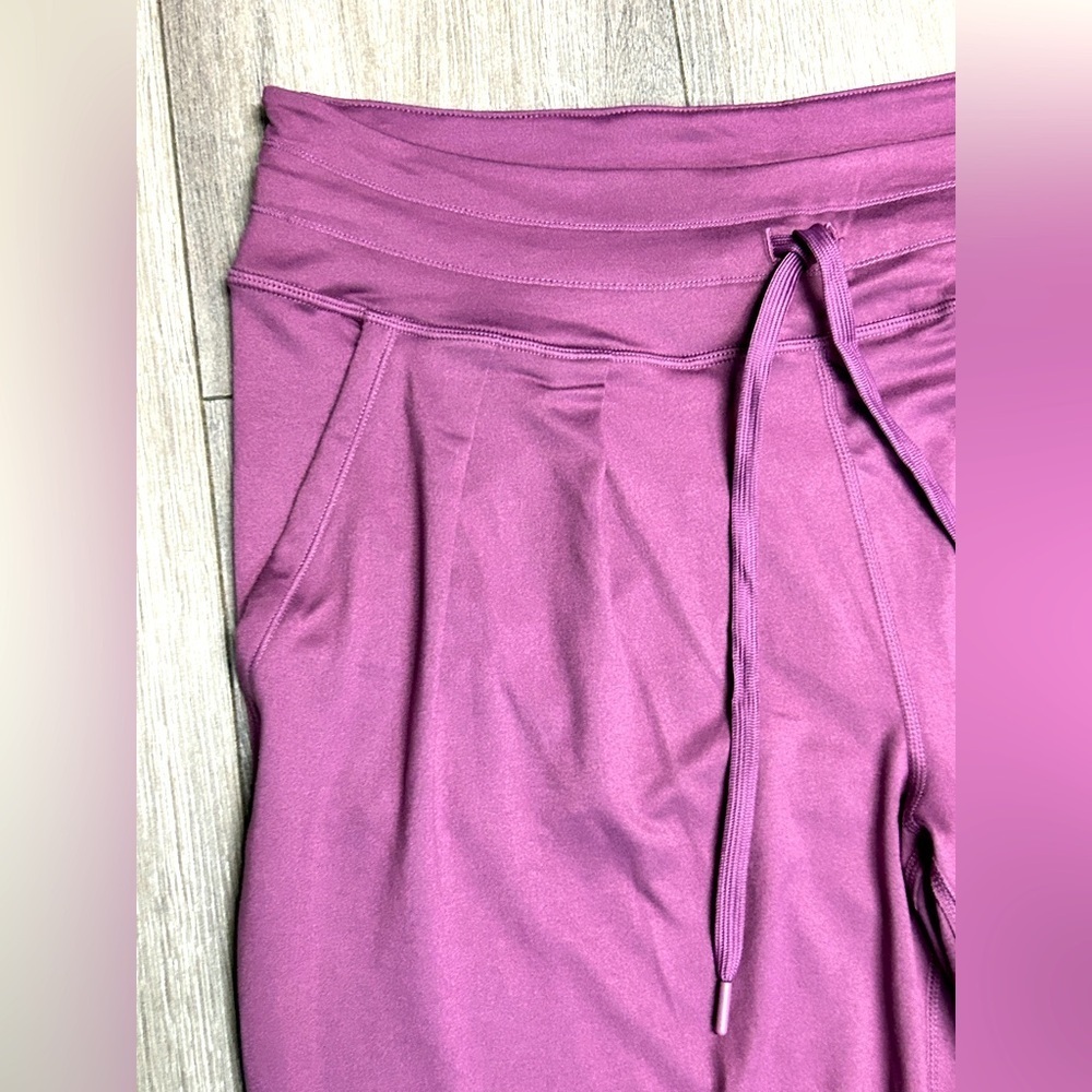 Lolë woman’s purple athletic jogging pants size L - Picture 5 of 8